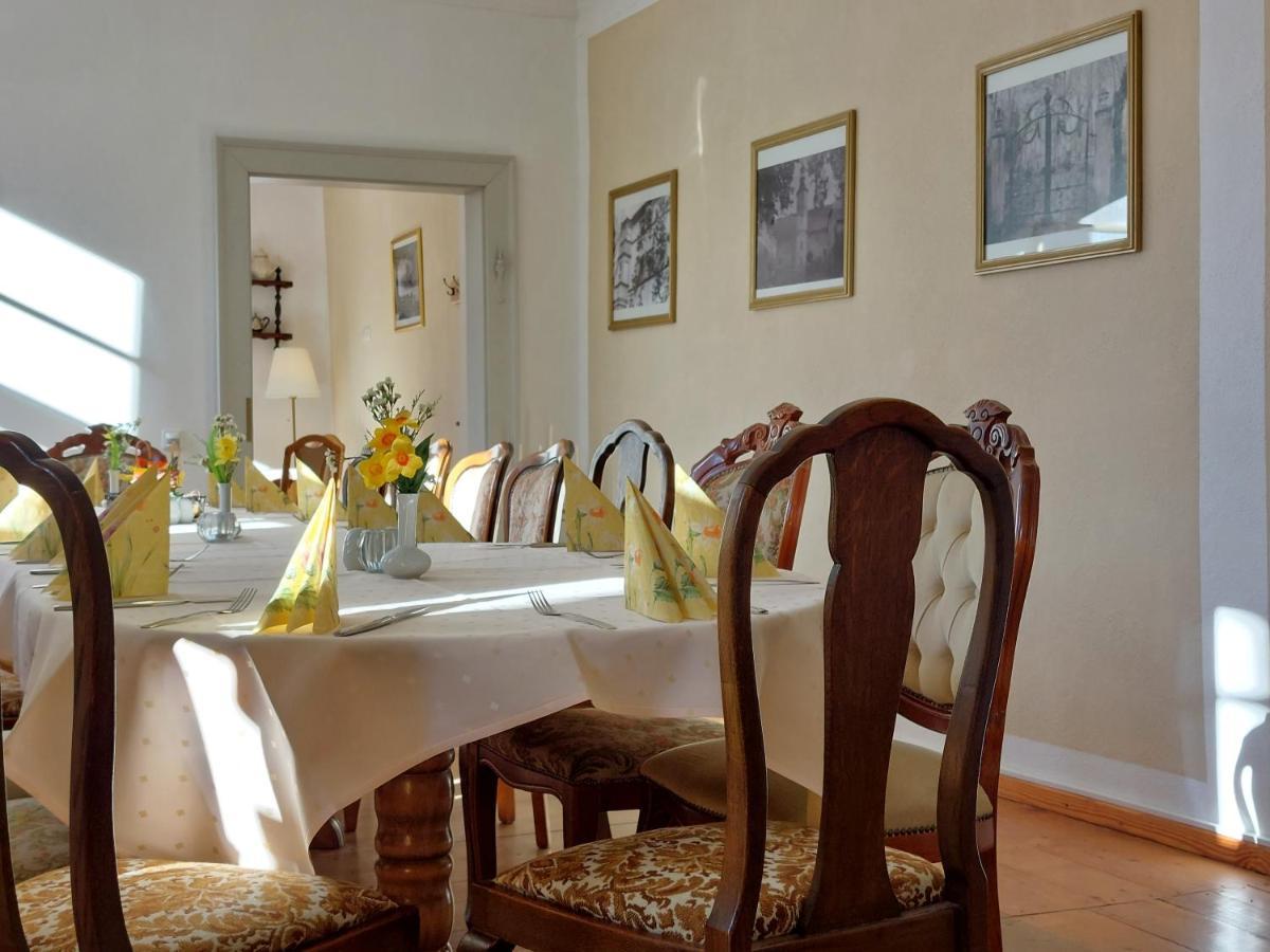Schlosshotel Am Hainich Behringen  外观 照片