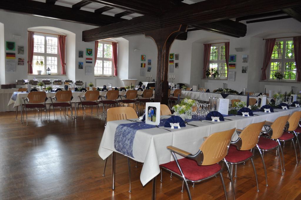 Schlosshotel Am Hainich Behringen  外观 照片