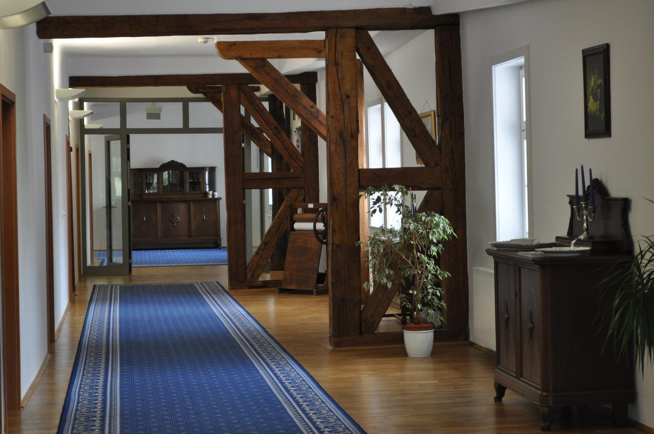 Schlosshotel Am Hainich Behringen  外观 照片